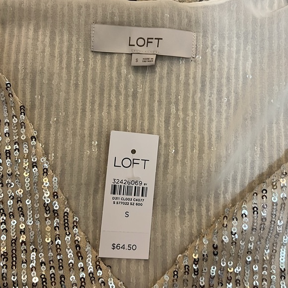 NWT LOFT Sequin Flutter Sleeve Top - S - Picture 2 of 2